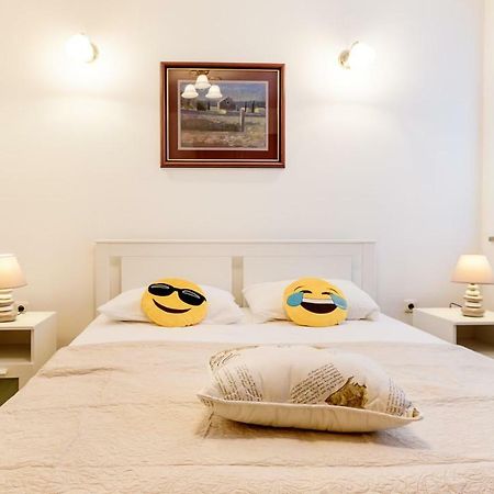 Central Apartment Smiley - Free Parking Zagrzeb Zewnętrze zdjęcie