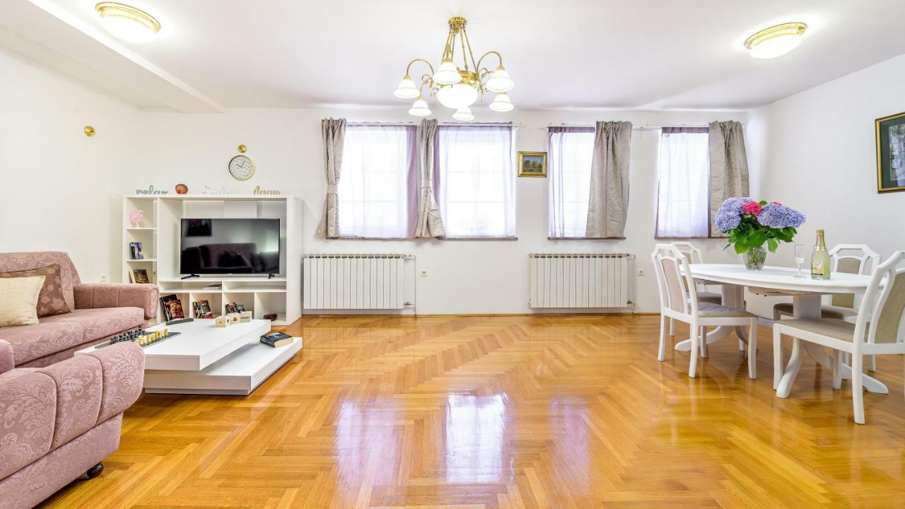 Central Apartment Smiley - Free Parking Zagrzeb Zewnętrze zdjęcie