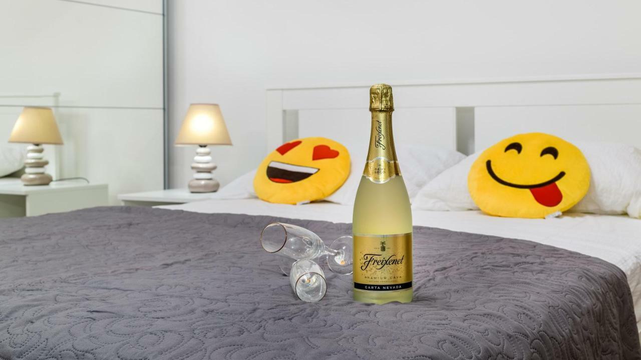 Central Apartment Smiley - Free Parking Zagrzeb Zewnętrze zdjęcie