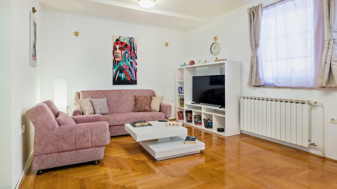 Central Apartment Smiley - Free Parking Zagrzeb Zewnętrze zdjęcie